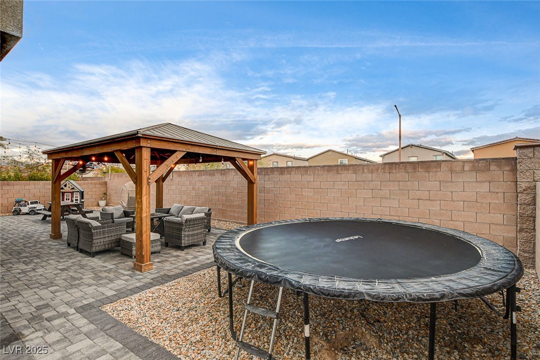 7828 Stone Forest Street