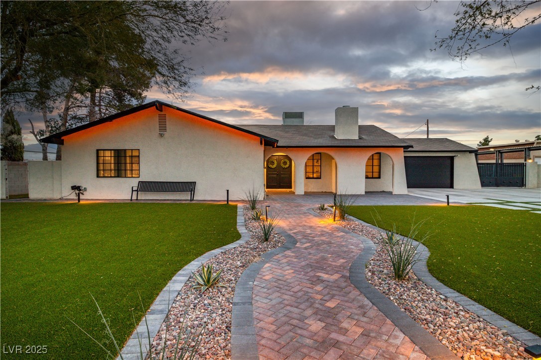 5700 North Torrey Pines Drive