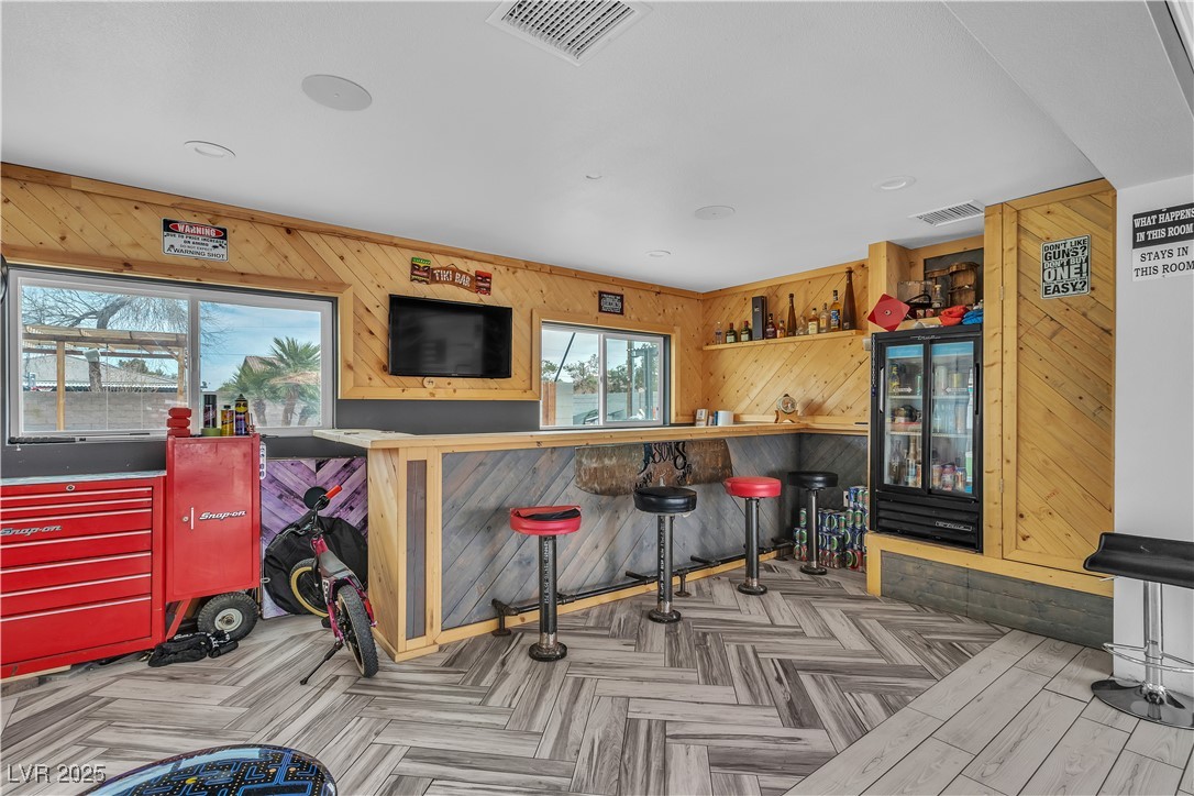 5700 North Torrey Pines Drive