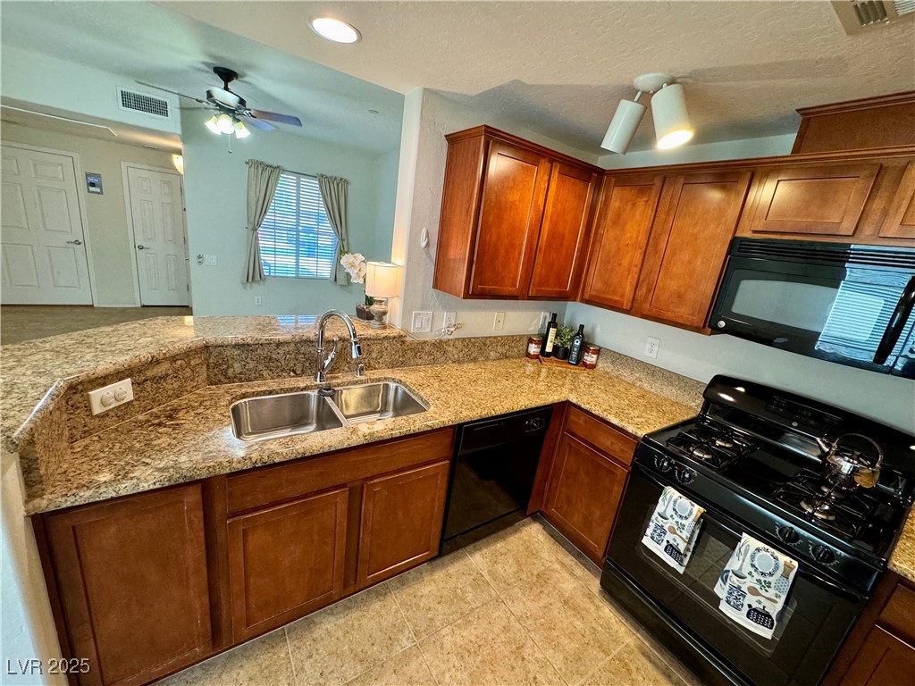 6868 Sky Pointe Drive 1033
