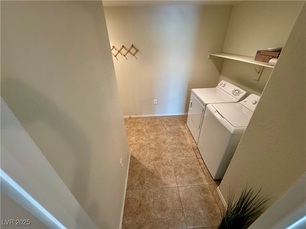 6868 Sky Pointe Drive 1033