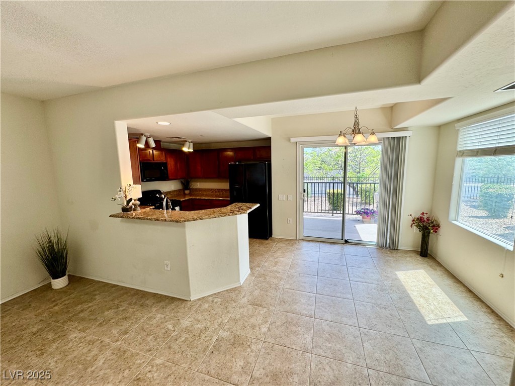 6868 Sky Pointe Drive 1033