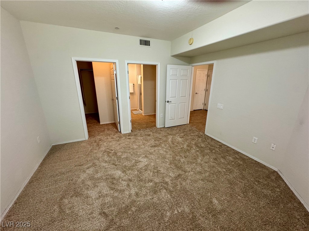 6868 Sky Pointe Drive 1033