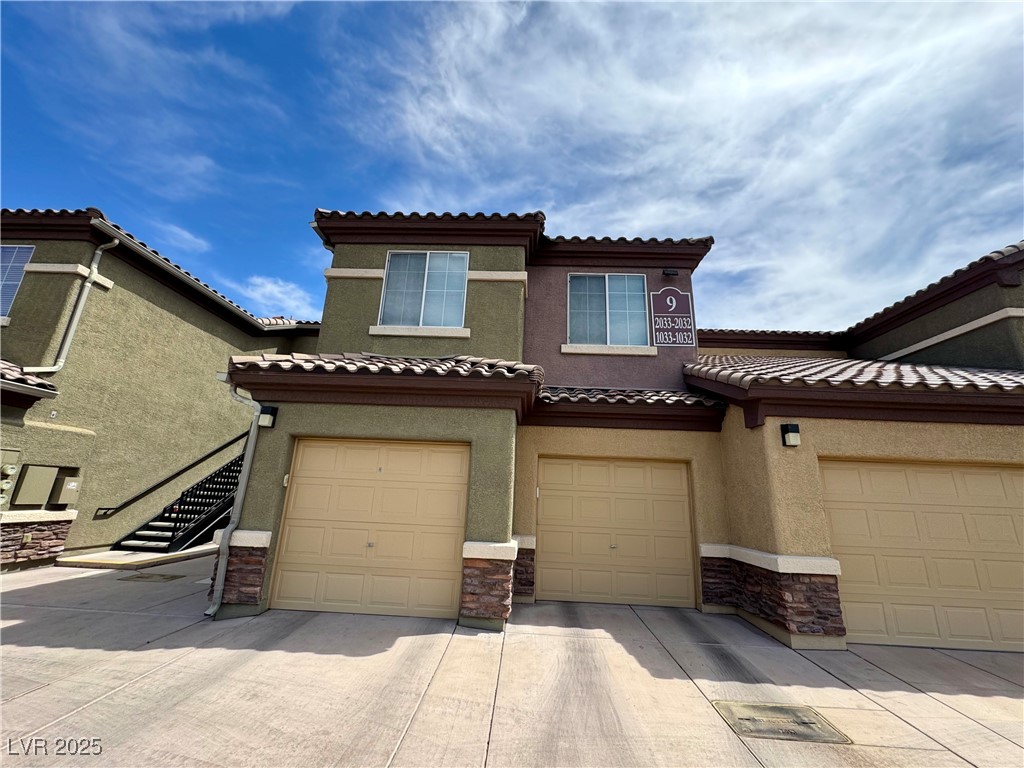 6868 Sky Pointe Drive 1033