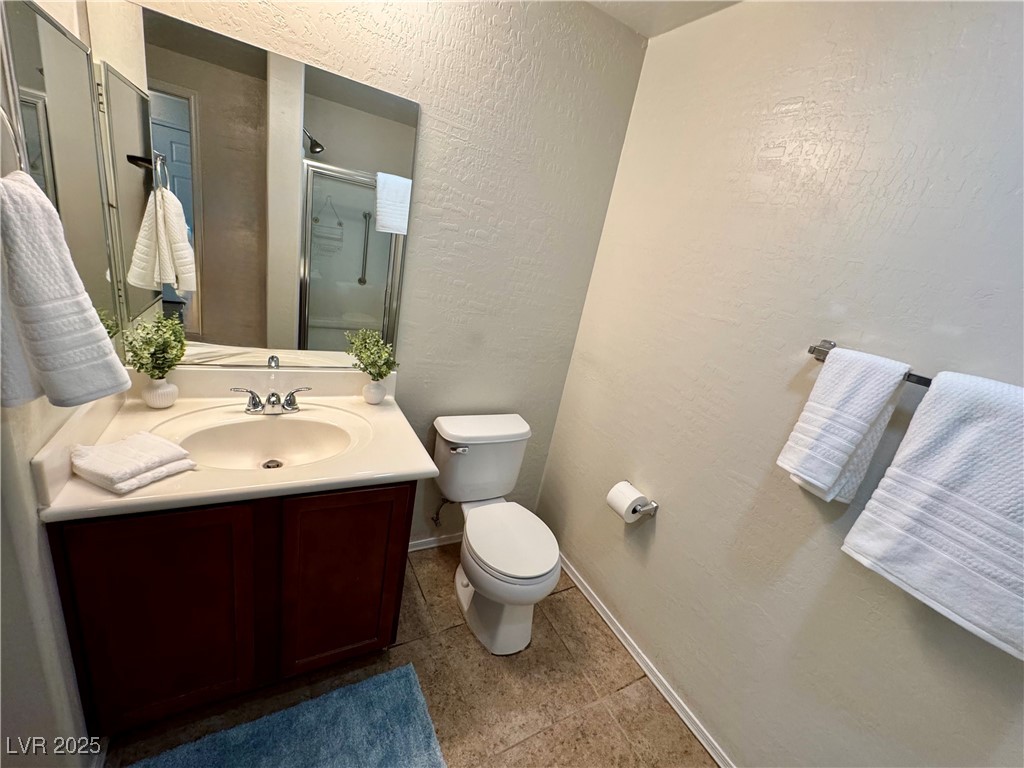 6868 Sky Pointe Drive 1033