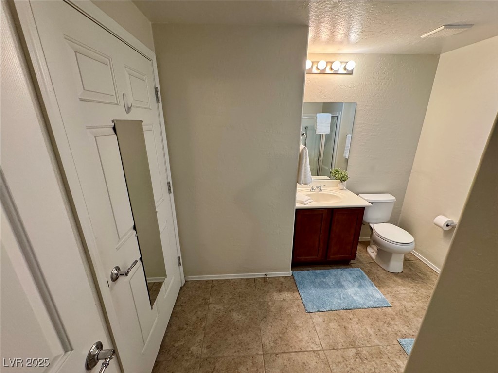 6868 Sky Pointe Drive 1033