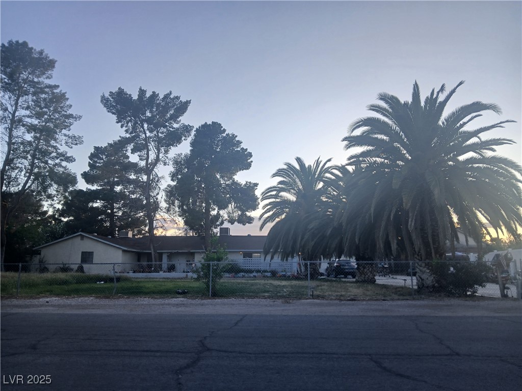 5910 Fannine Way