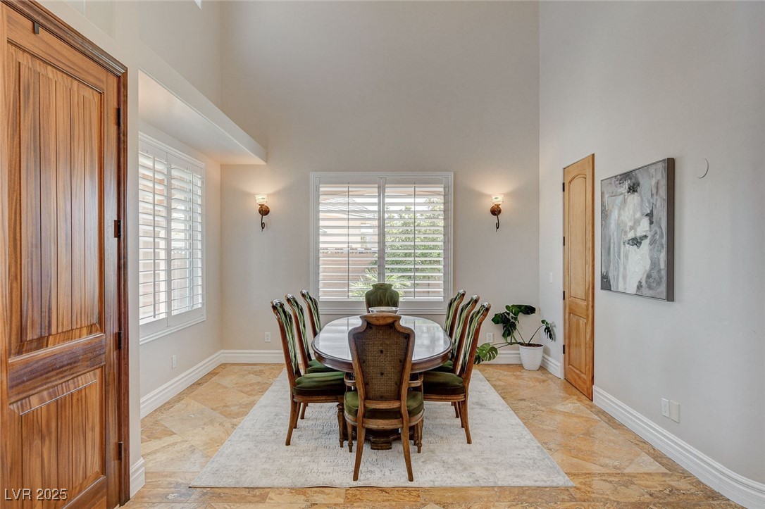 1182 Thomas Bay Circle