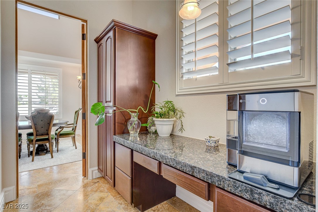 1182 Thomas Bay Circle