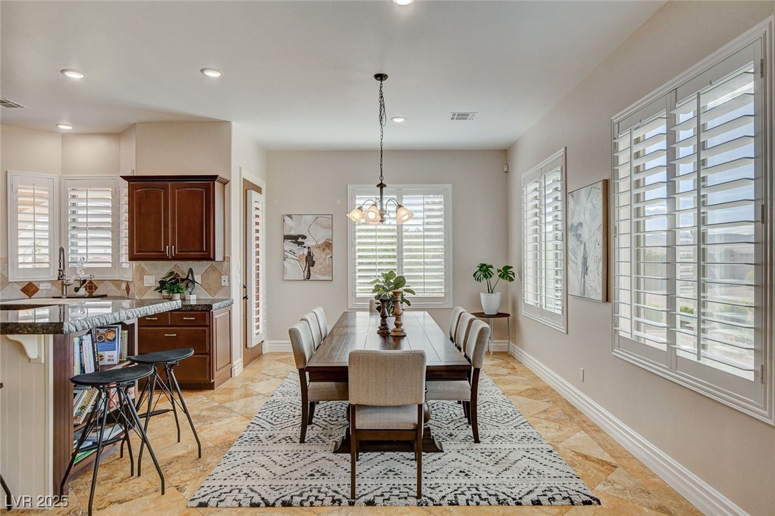 1182 Thomas Bay Circle