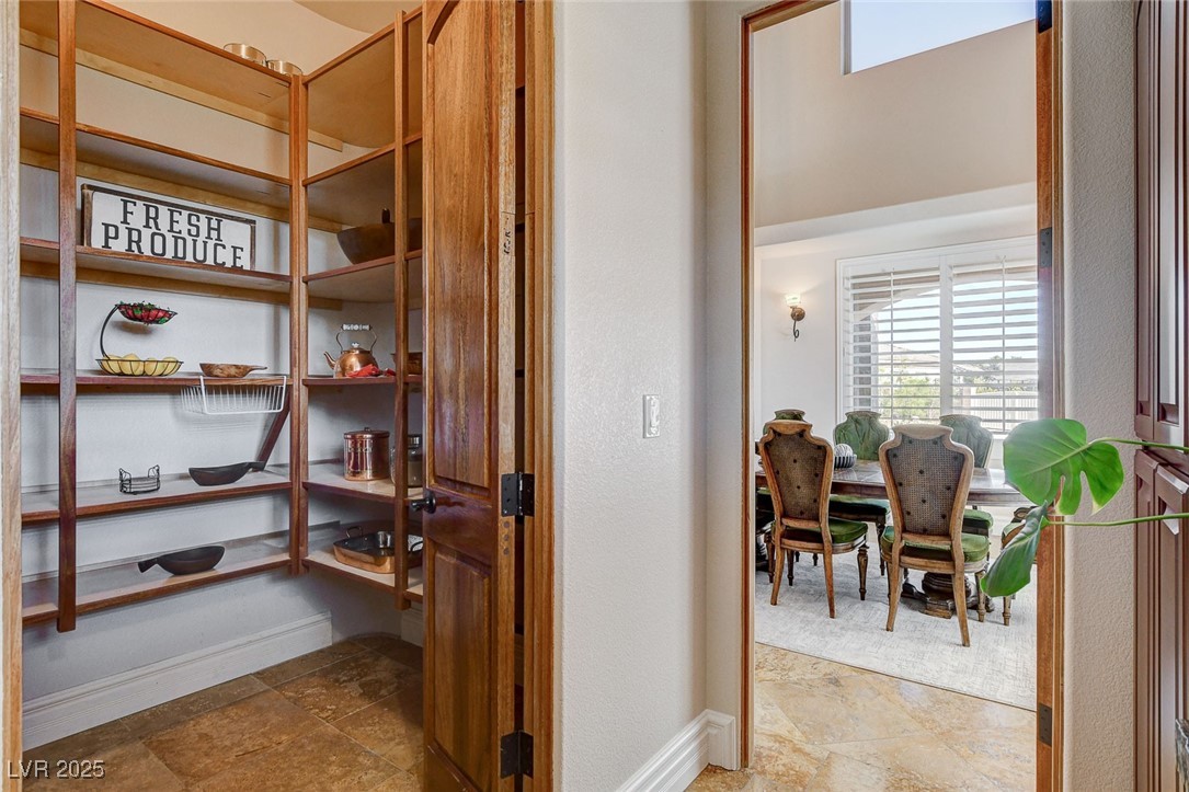 1182 Thomas Bay Circle