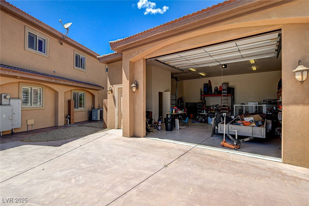 1182 Thomas Bay Circle