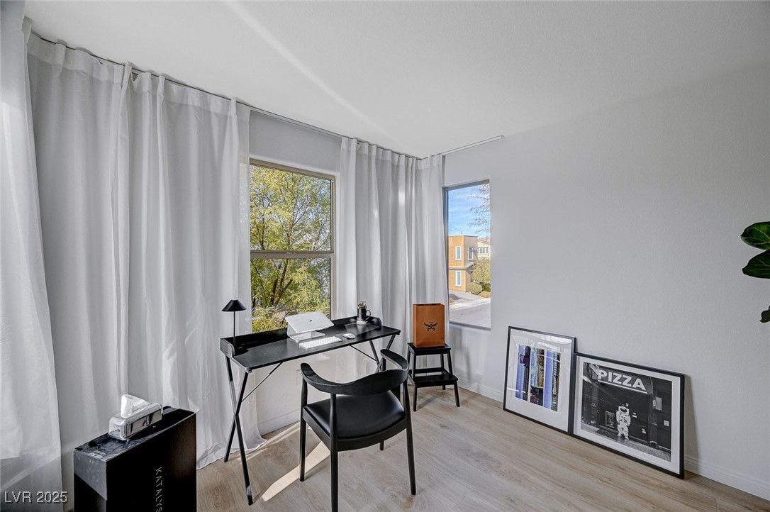 5958 Smith Valley Road