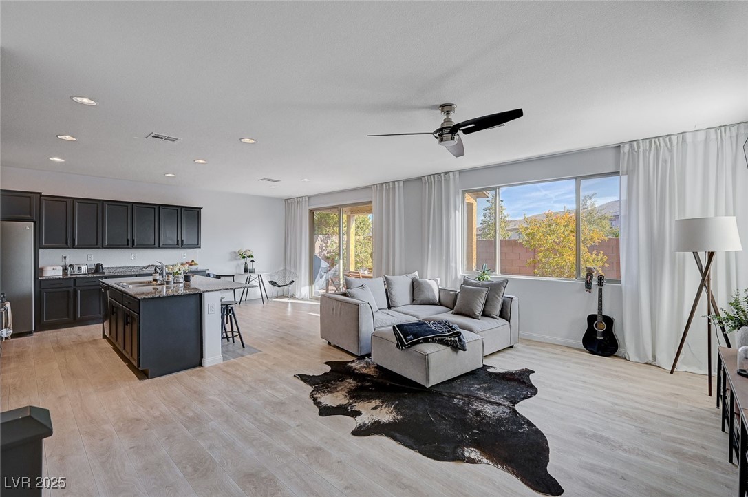 5958 Smith Valley Road