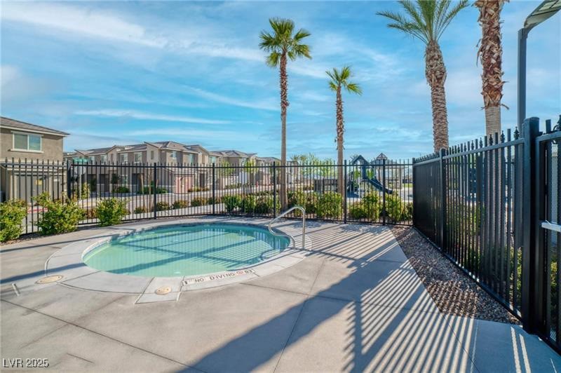 12112 Polar White Court 3