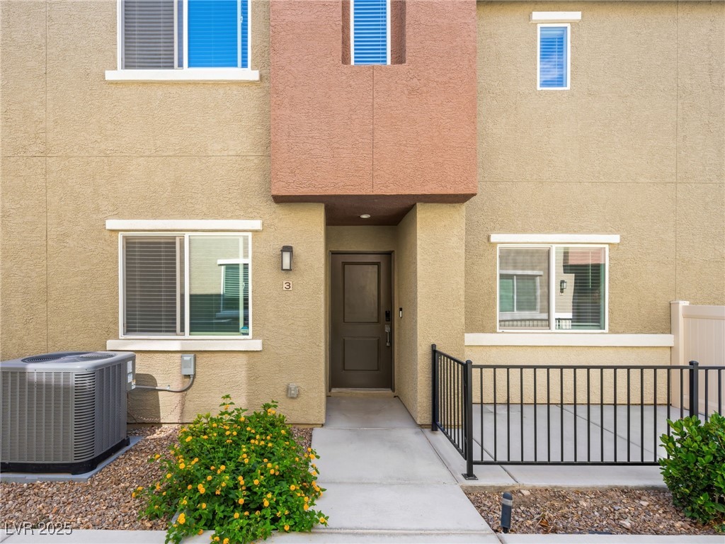 12112 Polar White Court 3