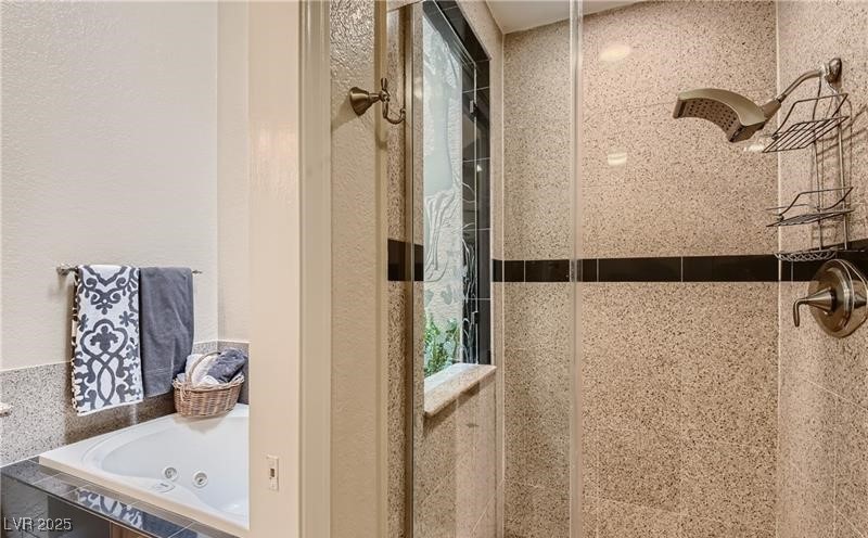 7201 Mission Hills Drive