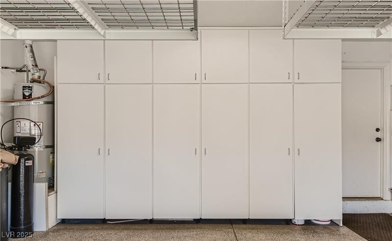 7201 Mission Hills Drive