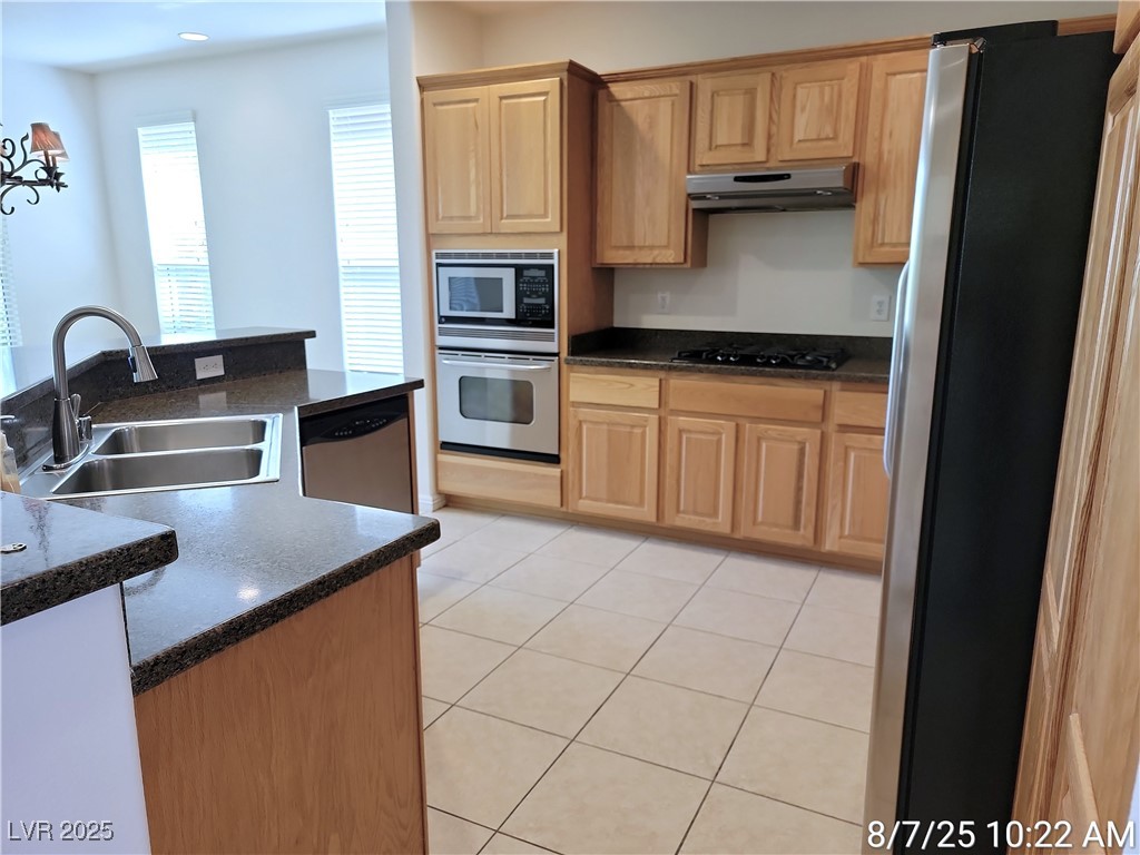 10228 Questa Sera Court