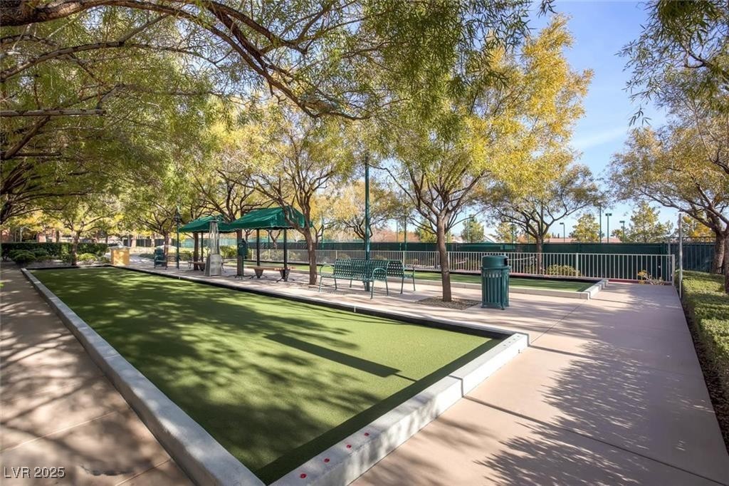 10228 Questa Sera Court