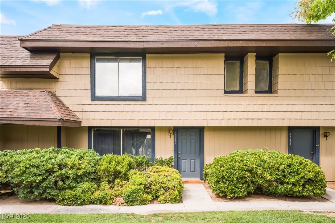 6135 Meadowgrass Lane