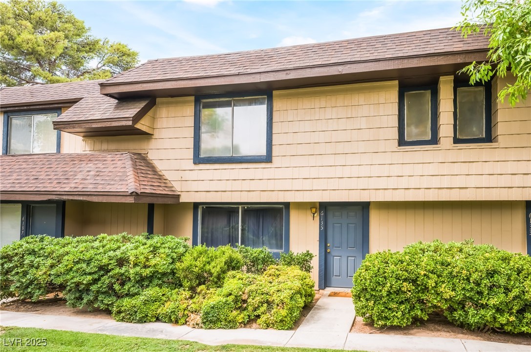 6135 Meadowgrass Lane