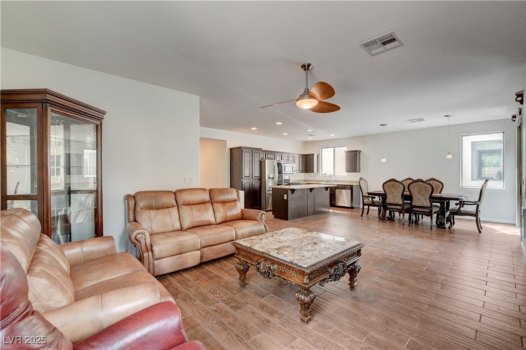 11197 Piazzale Street