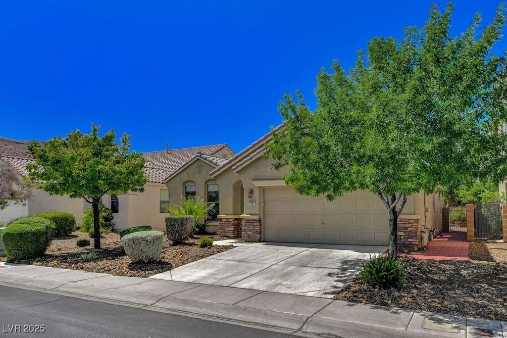 11197 Piazzale Street