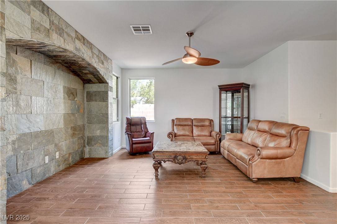 11197 Piazzale Street