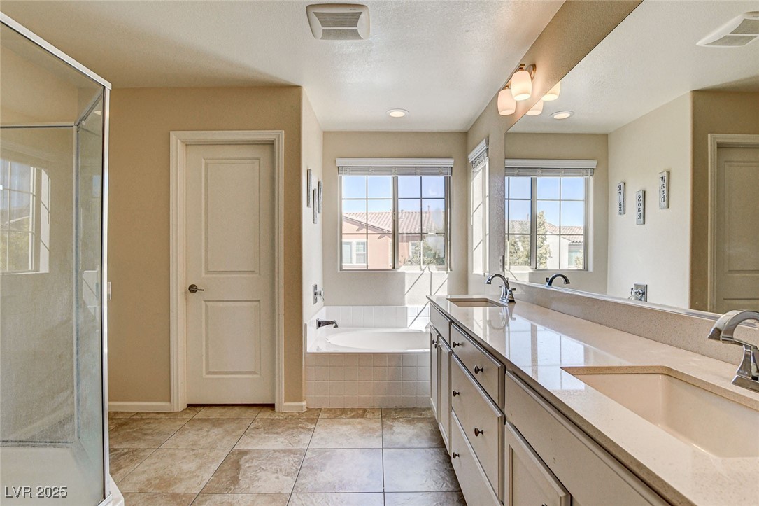 2540 Sable Ridge Street