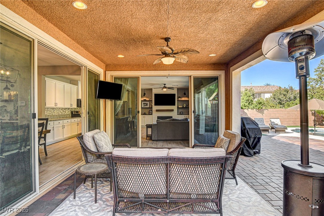 2540 Sable Ridge Street