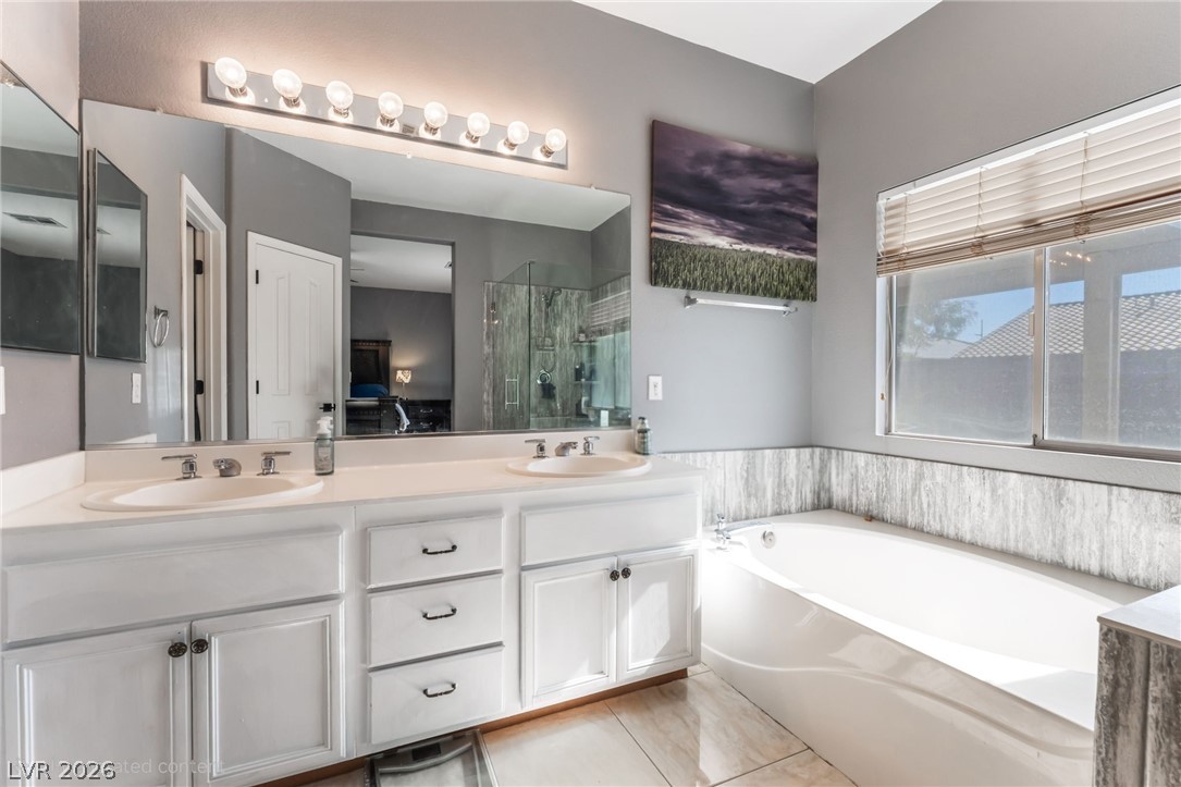 5949 Pavilion Lakes Avenue