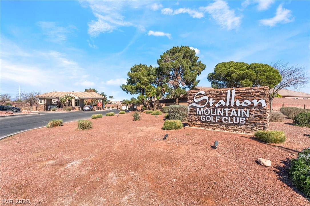 5949 Pavilion Lakes Avenue