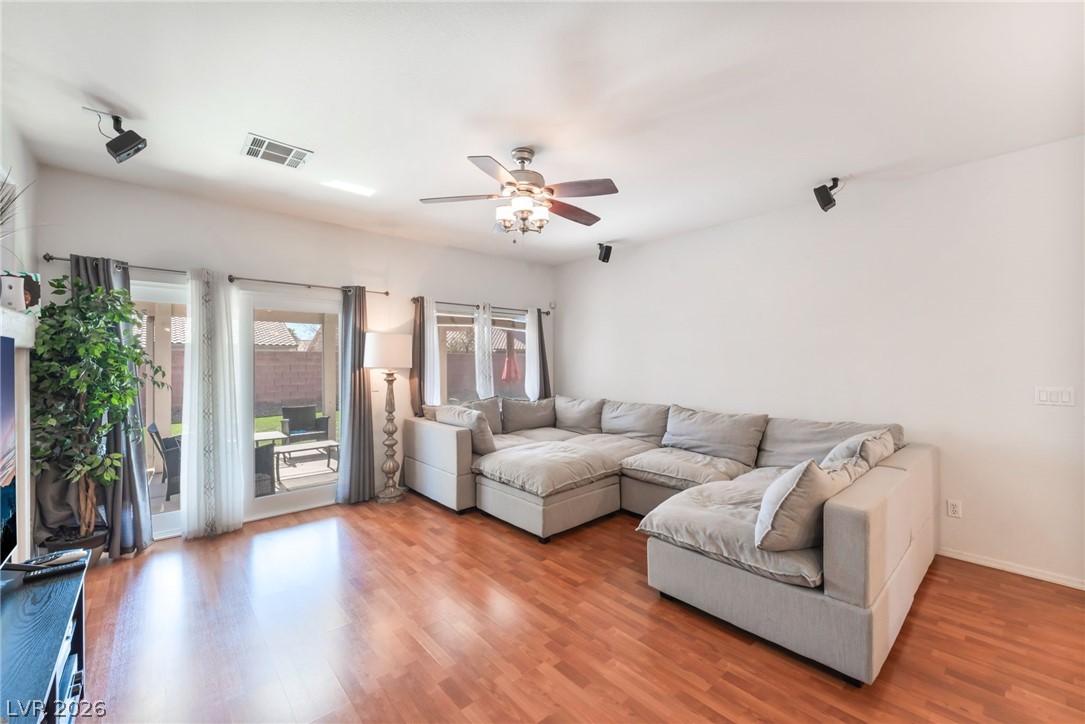 5949 Pavilion Lakes Avenue