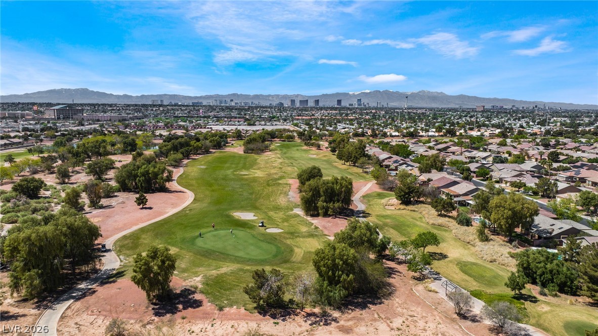 5949 Pavilion Lakes Avenue