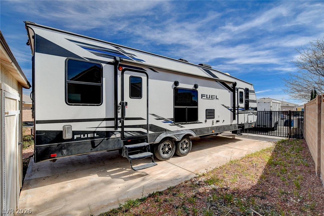 478 Muddy Peak Court