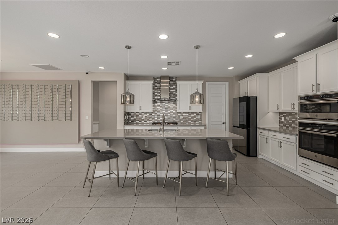 5947 Villa Loma Street
