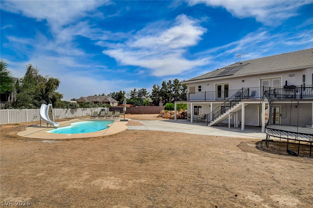 4362 Thistle Street