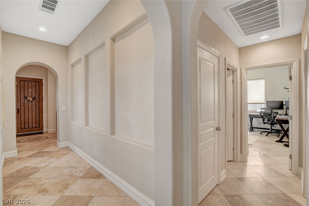 542 Via Ripagrande Avenue