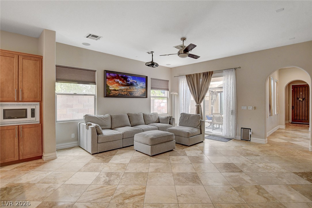 542 Via Ripagrande Avenue