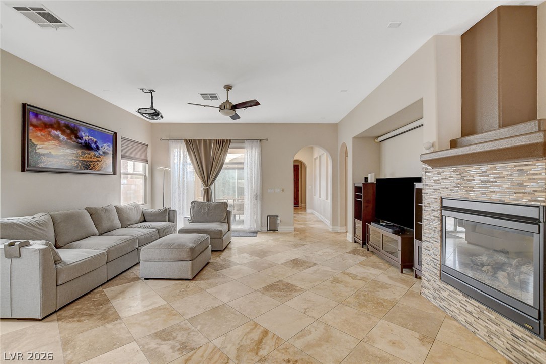 542 Via Ripagrande Avenue