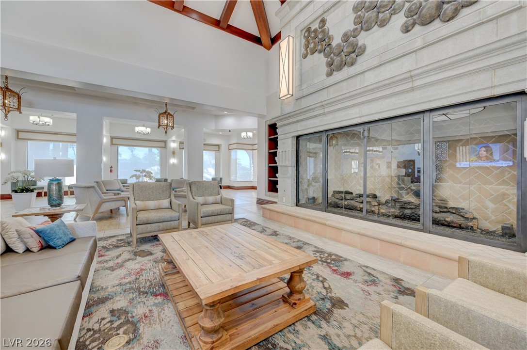 542 Via Ripagrande Avenue