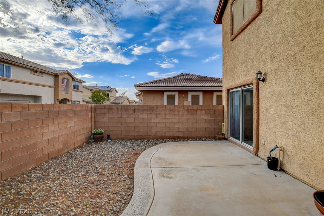 1438 Summer Glow Avenue