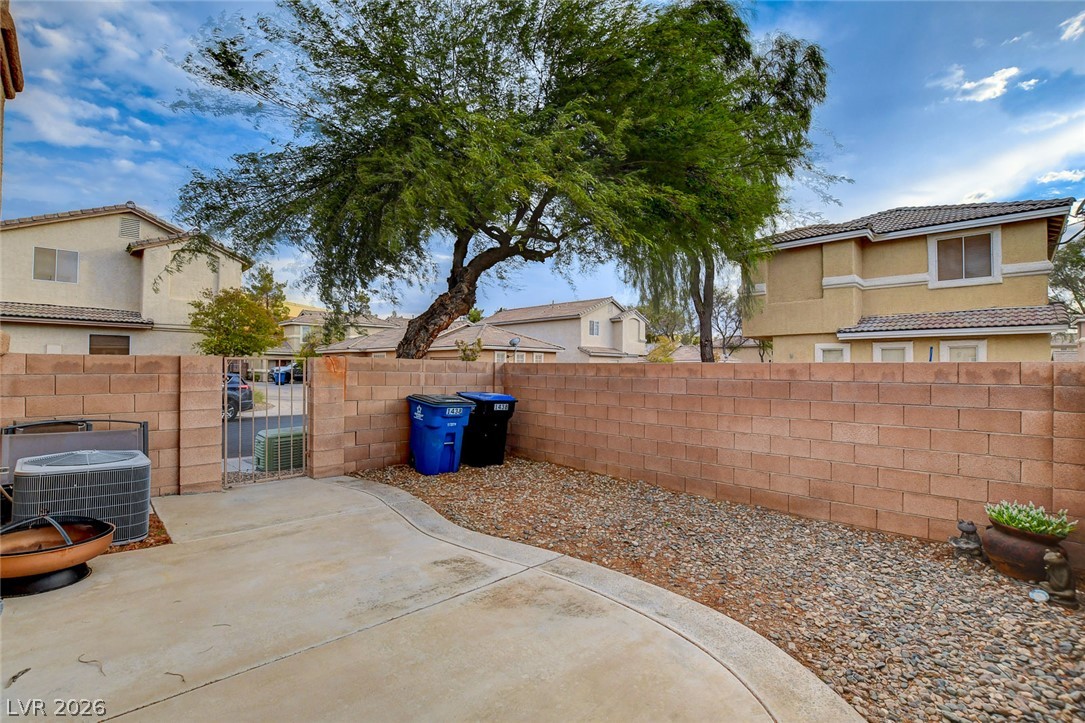 1438 Summer Glow Avenue