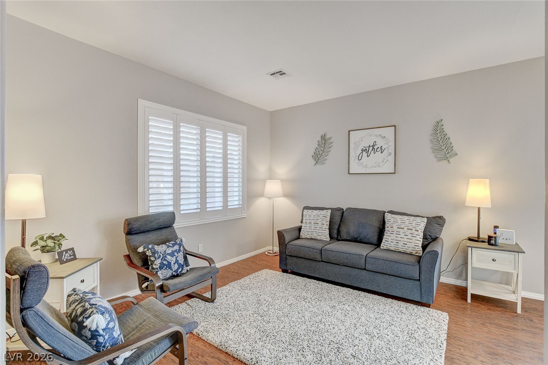 1438 Summer Glow Avenue