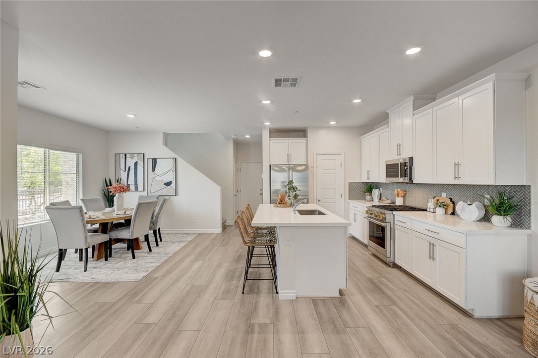 600 North Carriage Hill Drive 1039