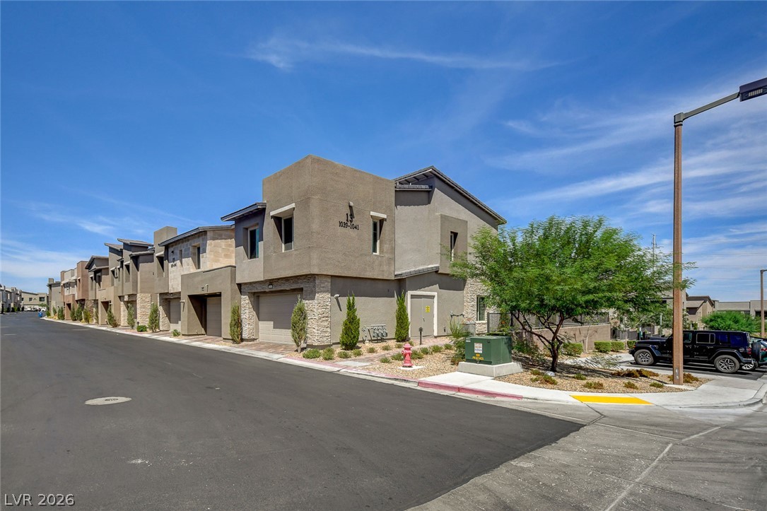 600 North Carriage Hill Drive 1039