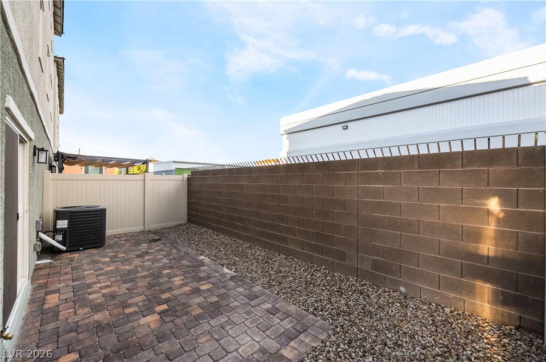 6818 Truffle Gray Street
