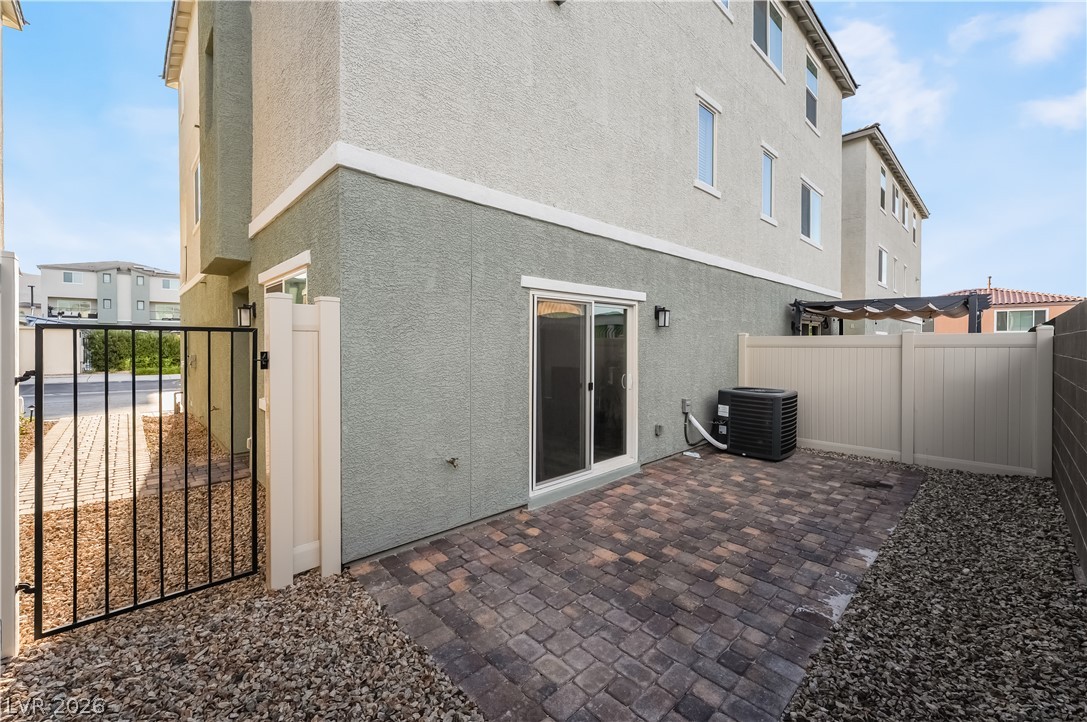 6818 Truffle Gray Street