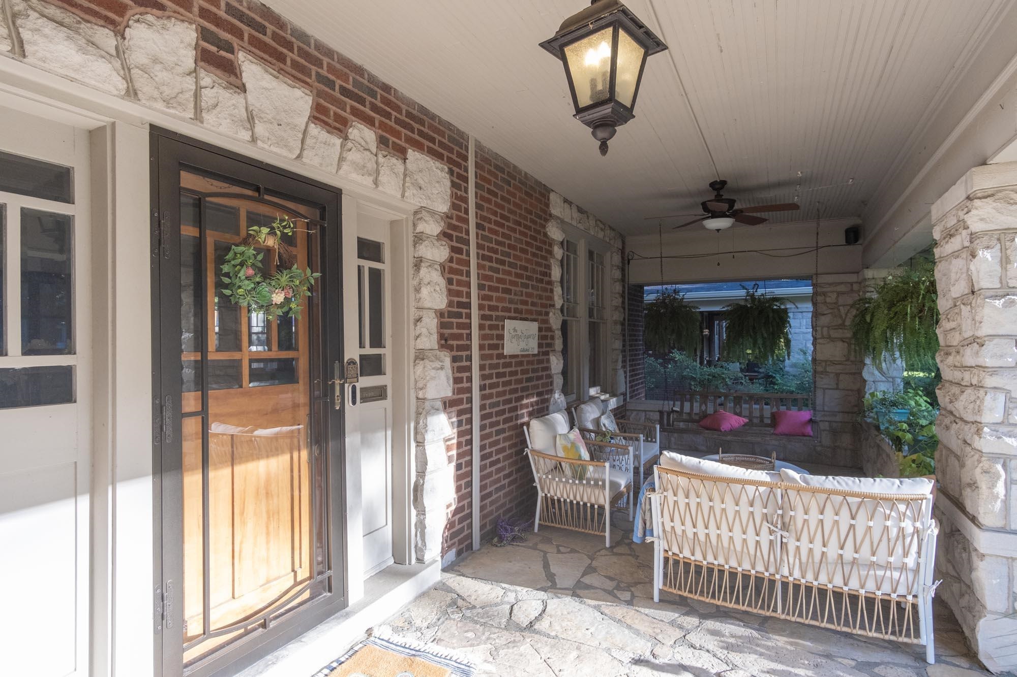 324 BUENA VISTA PL